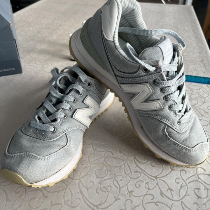 кроссовки new balance