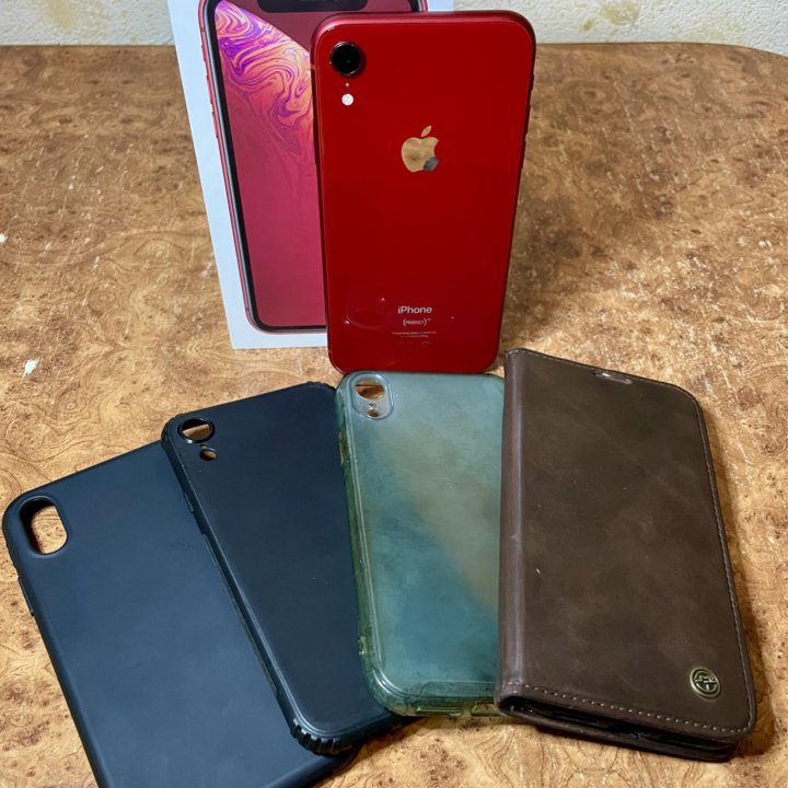 iPhone XR red