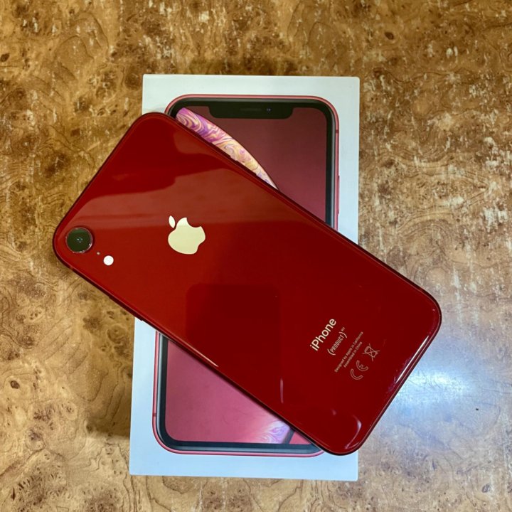 iPhone XR red