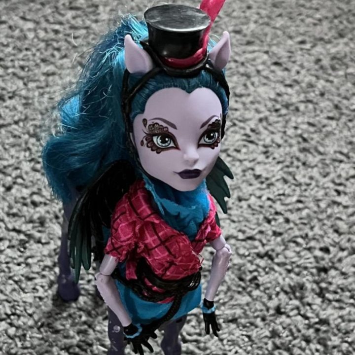 Кукла Монстр Хай