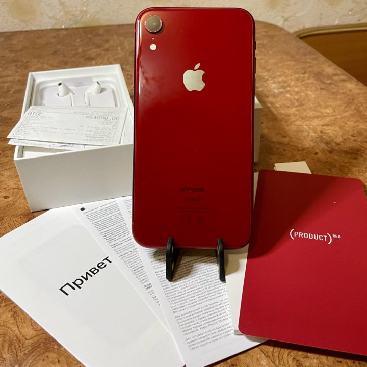 iPhone XR red