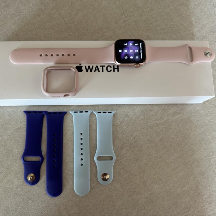 Часы Apple Watch SE 40 мм