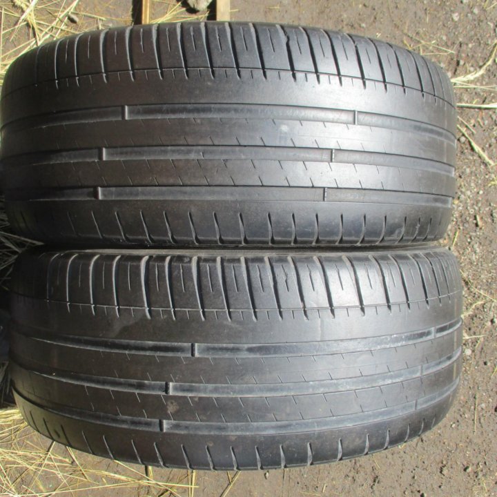 2шт 235 \ 45 ZR17 Michelin