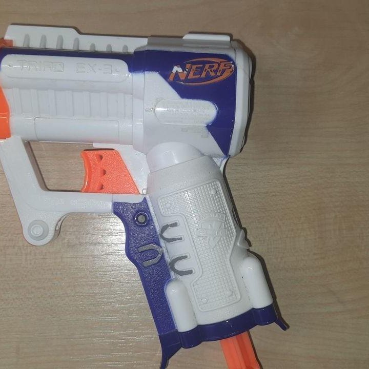 Пистолет nerf