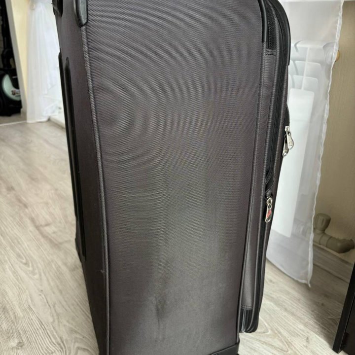 Чемодан IT Luggage