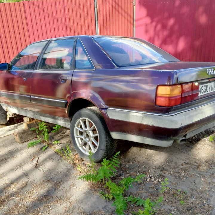 Audi V8, 1990