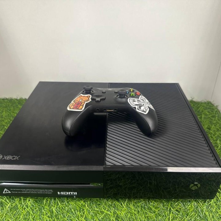 Microsoft XBOX One (500GB) с гарантией.