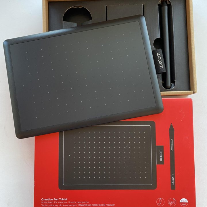 Графический планшет Wacom One Small