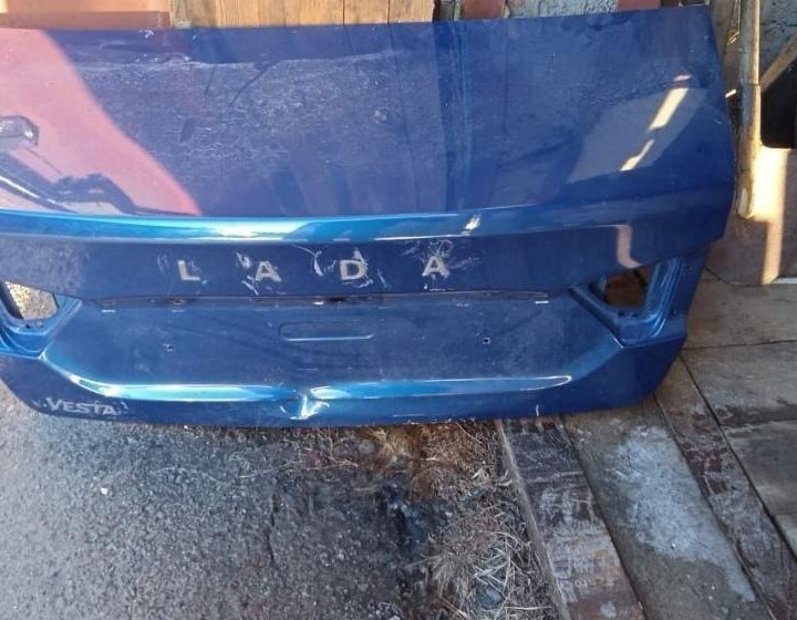 Задний бампер и Крышка багажника LADA vesta