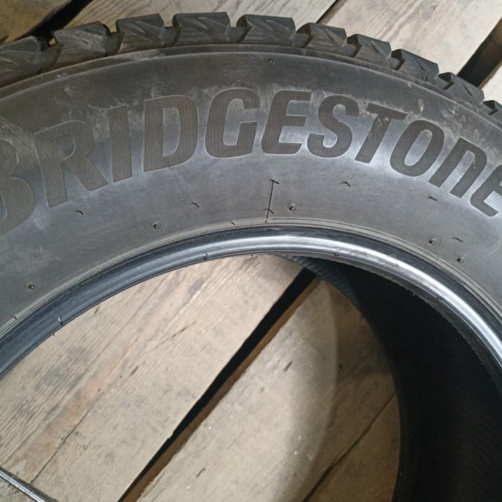 Bridgestone Blizzak DM-V3 265/60 R18 япония