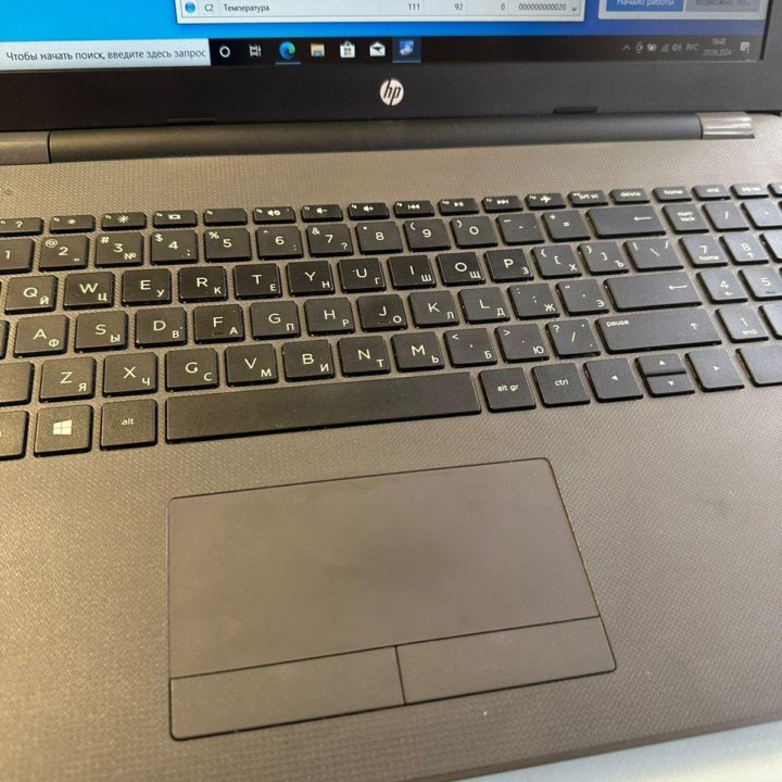 Hp 15 , 2018 год CORE I3 7-го пок. /500gb/4gb (16g