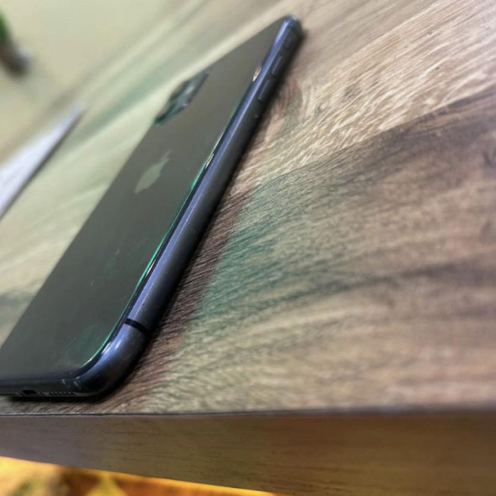 Продам или обменяю Iphone 11