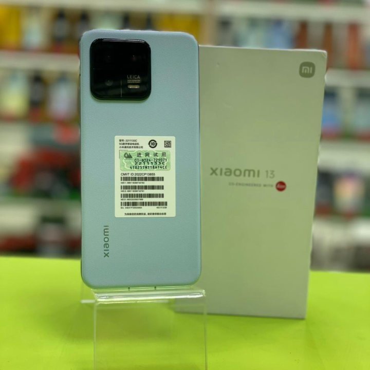 Xiaomi 13 12/512Gb 50Мпикс 4500mAh 6.36