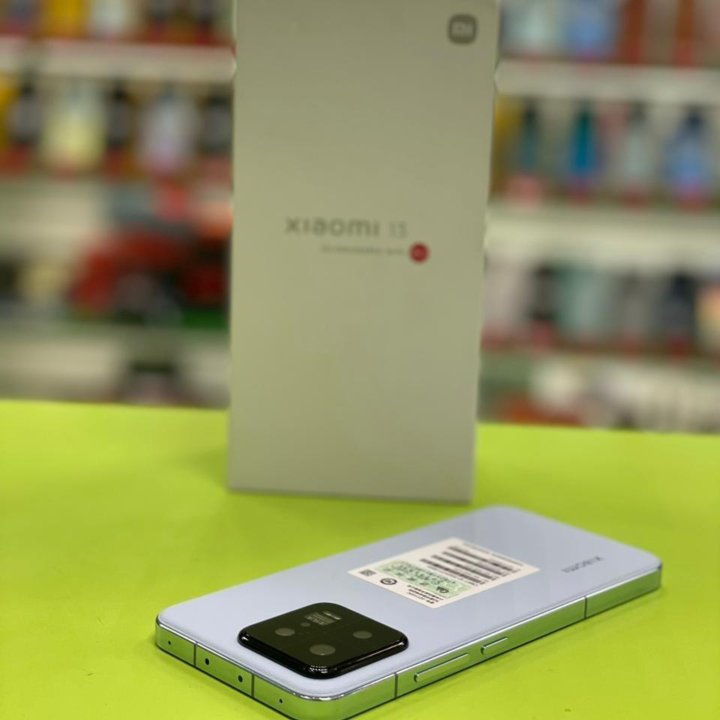 Xiaomi 13 12/512Gb 50Мпикс 4500mAh 6.36