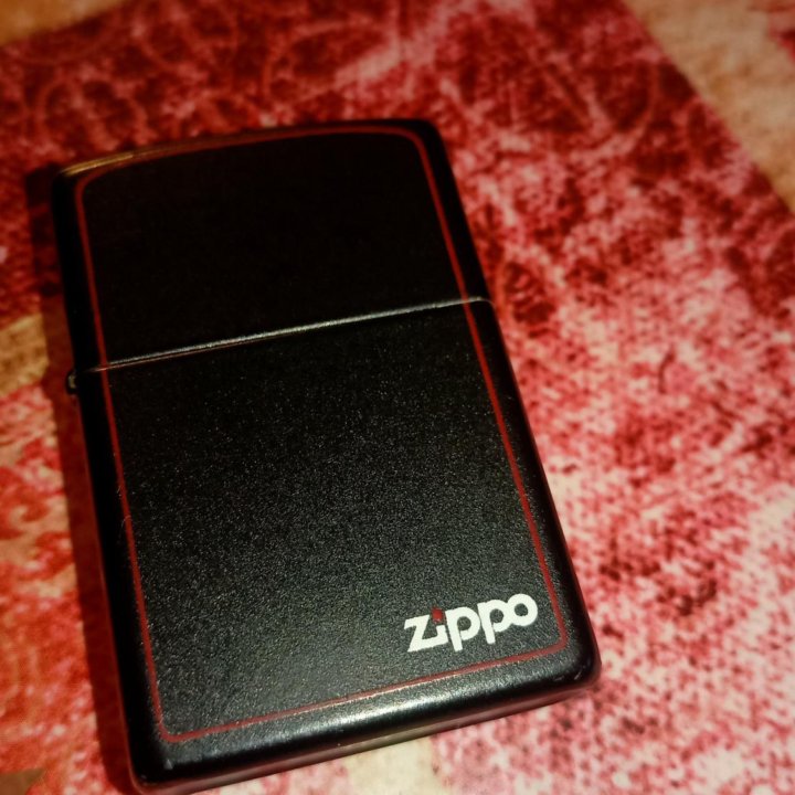 Zippo 218zb зажигалка бензиновая