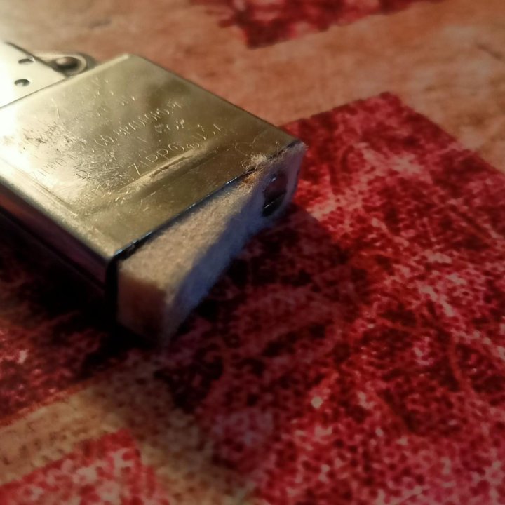 Zippo 218zb зажигалка бензиновая