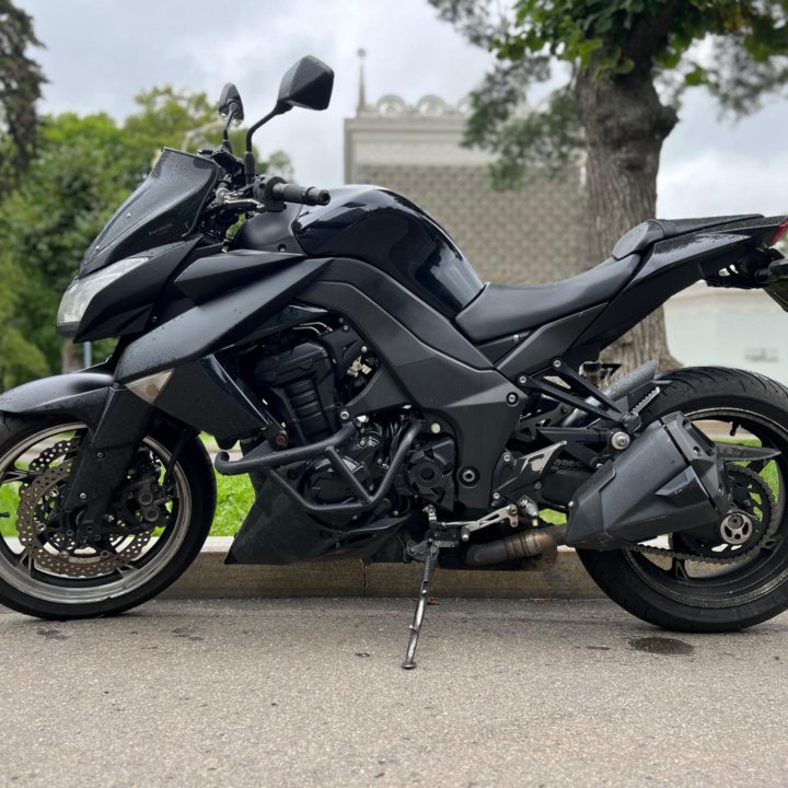 Kawasaki z1000