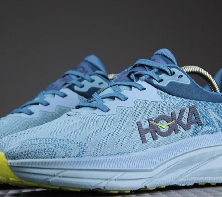 Кроссовки женские HOKA