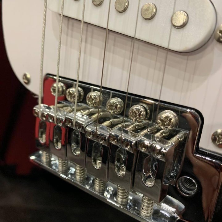 Электрогитара для Начинающих Stratocaster