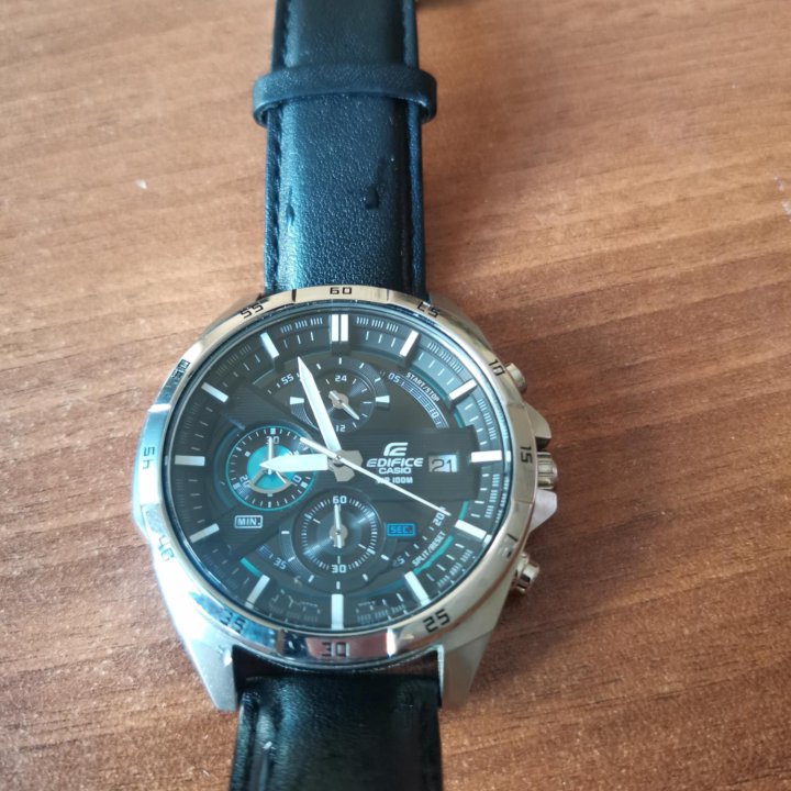 Часы Casio Edifice EFR-556