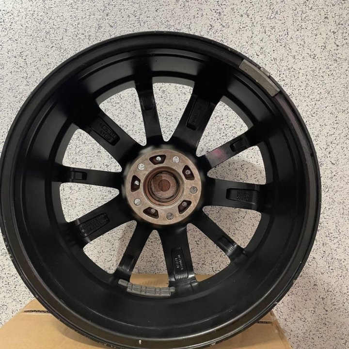 Литые диски kyoho 7хR17 5x114,3 ET45 DIA73.1 -4шт.