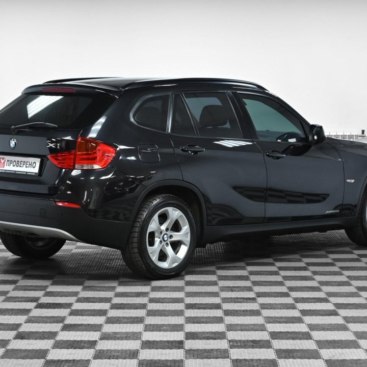 BMW X1, 2011