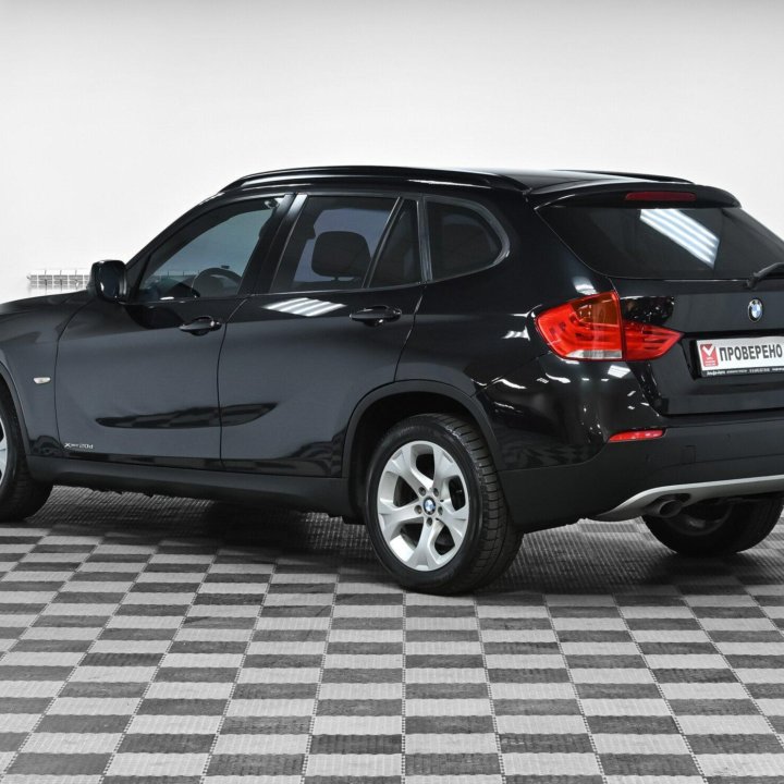 BMW X1, 2011