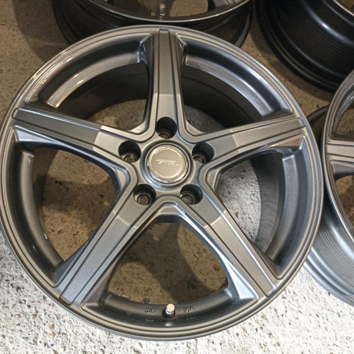 Bridgestone TopRun R17 5x114.3