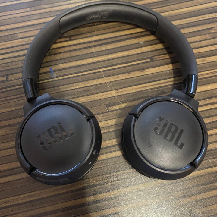 наушники JBL