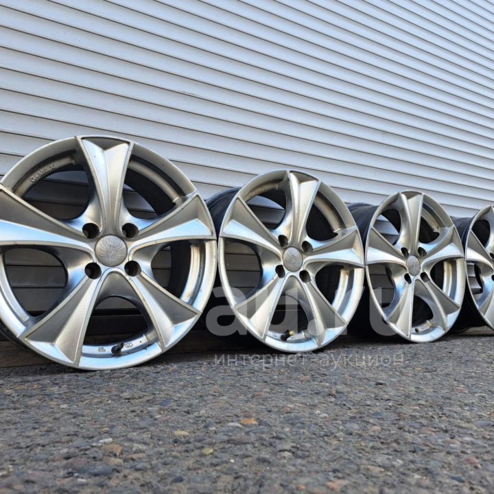 Комплект Литых дисков GTR Style Wheels 4х100 R-15