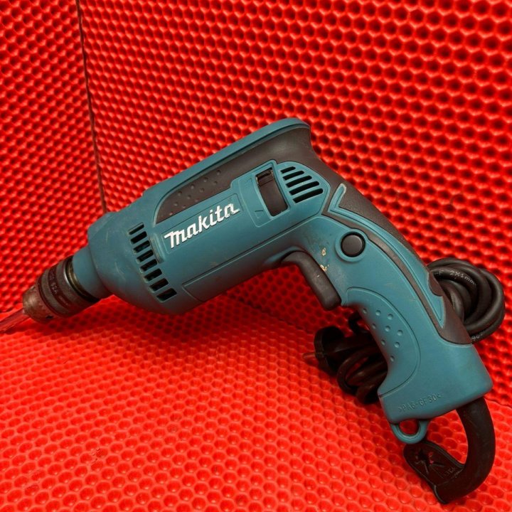 Дрель шуруповерт Makita HP1640(Пф)