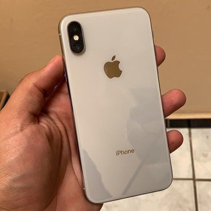 iPhone Xs