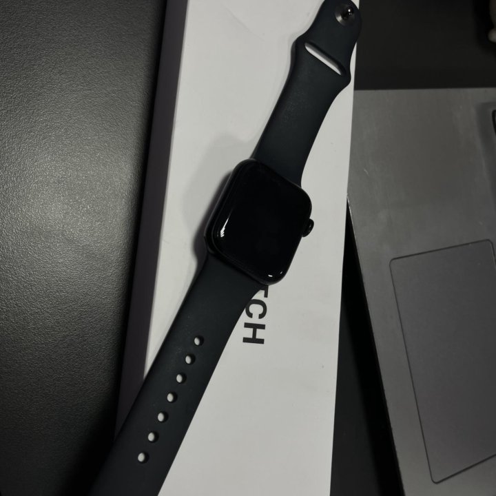 Apple Watch SE 2023