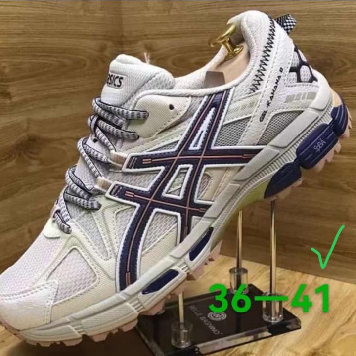 Кроссовки ASICS