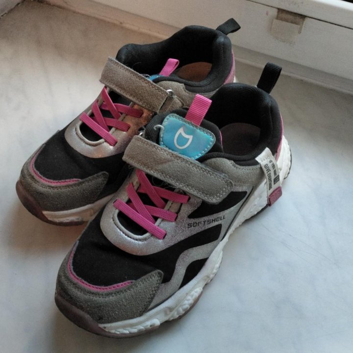 Кроссовки Котофей