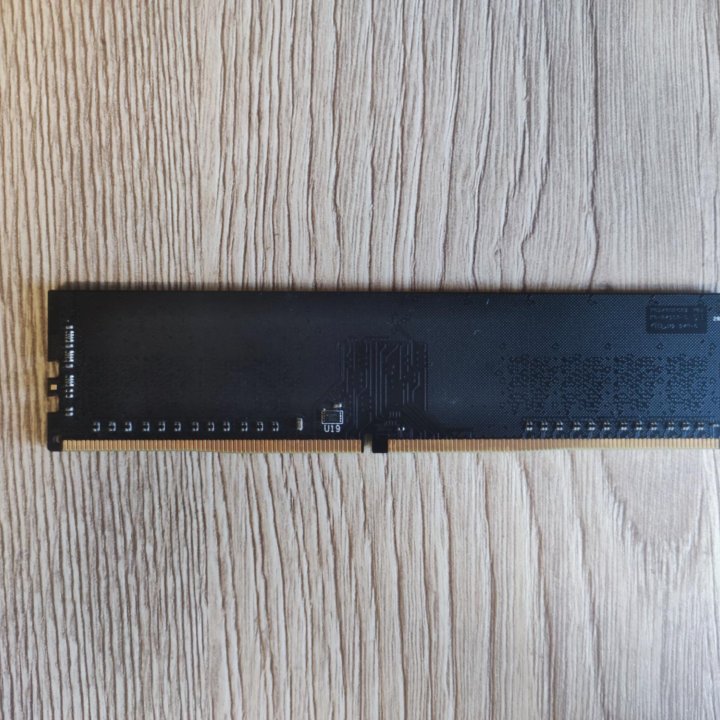 Оперативная память kingston и goldkey 2x4 и 1х8