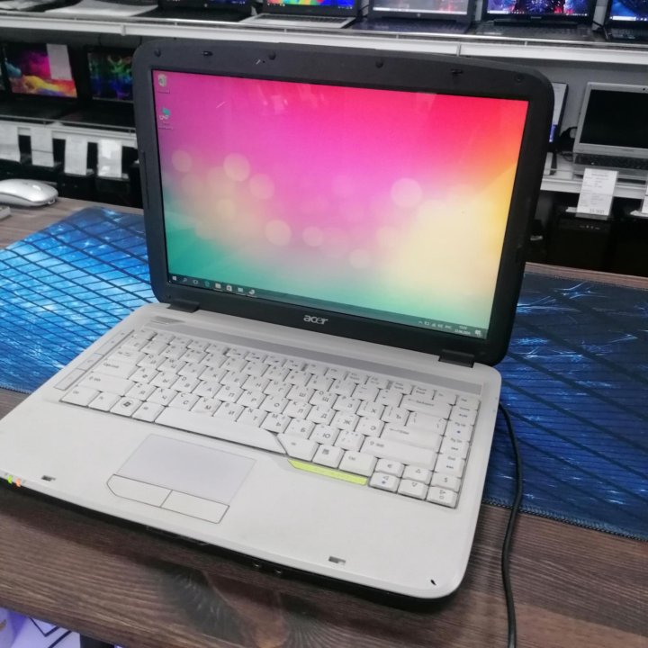 Ноутбук Acer стабильный (1362 Н2)