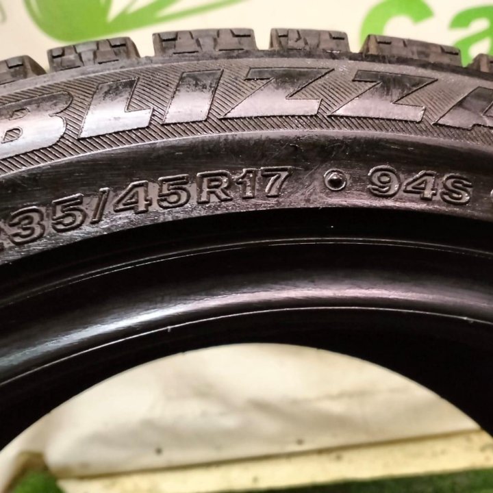 235/45 R17 Bridgestone Studless Blizzak VRX