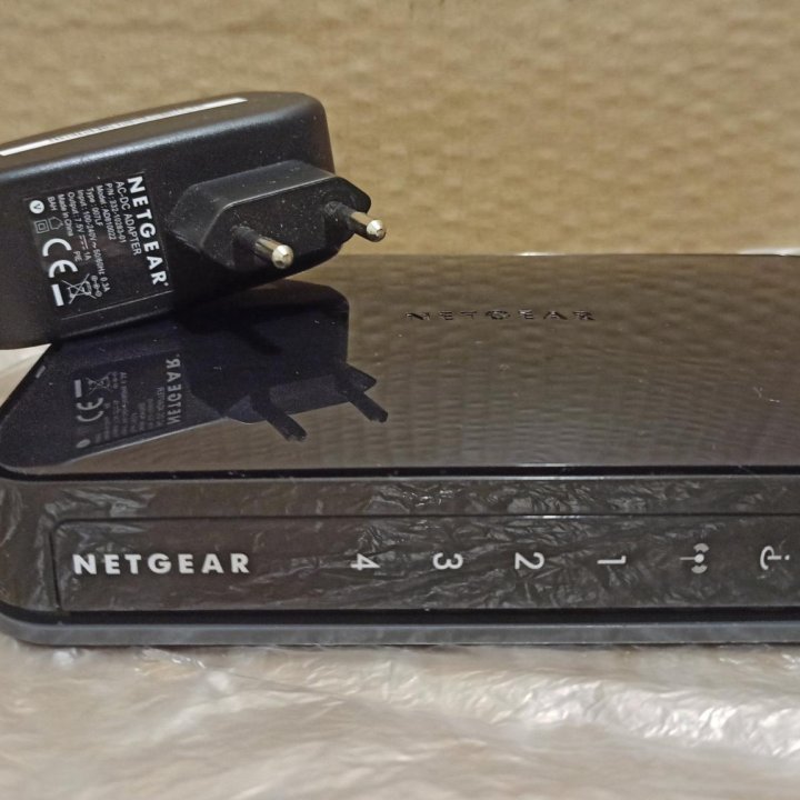 Роутер Netgear N300