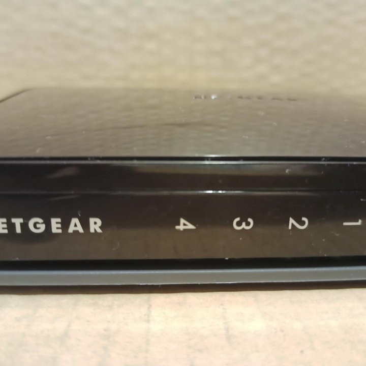 Роутер Netgear N300