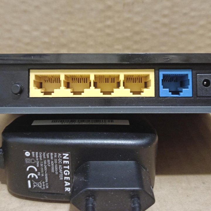 Роутер Netgear N300