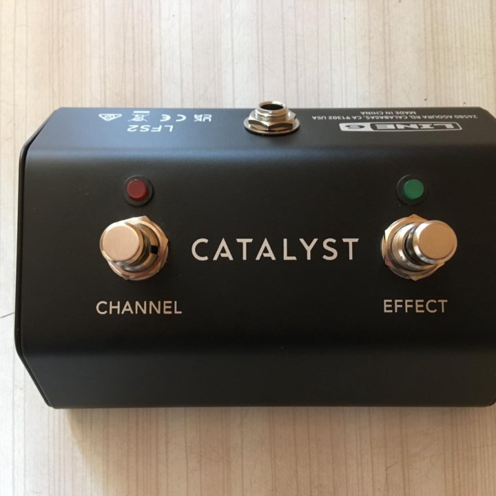 Комбоусилитель Line 6 Catalyst 60 + футсвитч LFS2