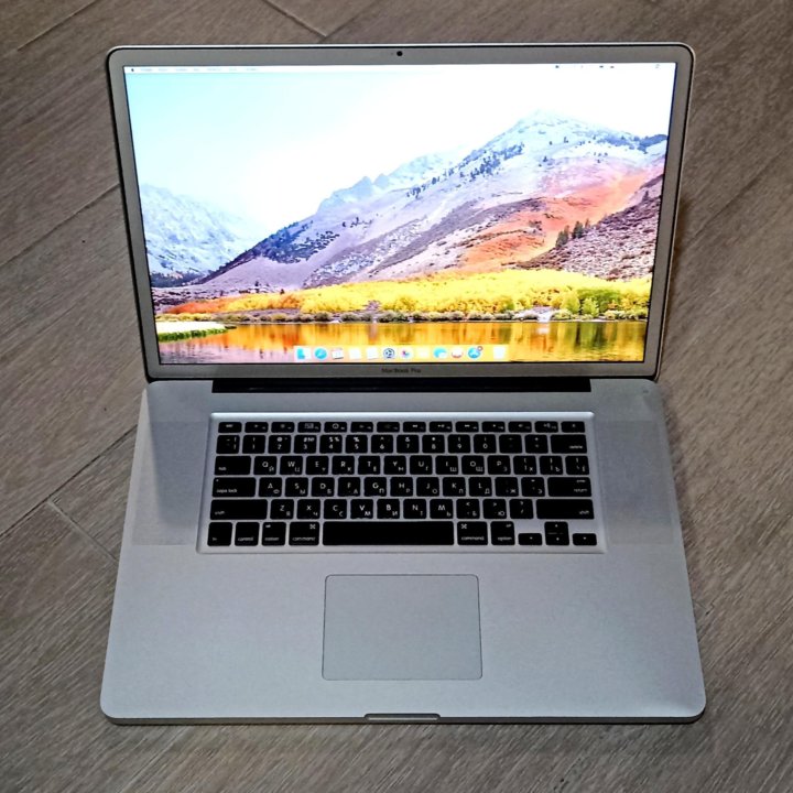 Macbook Pro 17 2011 A1297