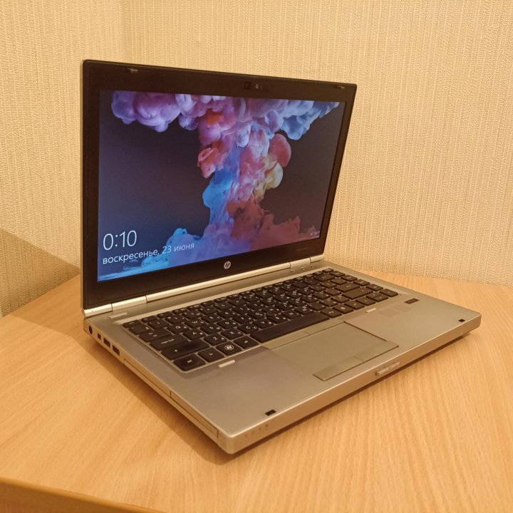 HP EliteBook/i7-2640M/4Gb/256Gb SSD/Radeon HD 1Gb