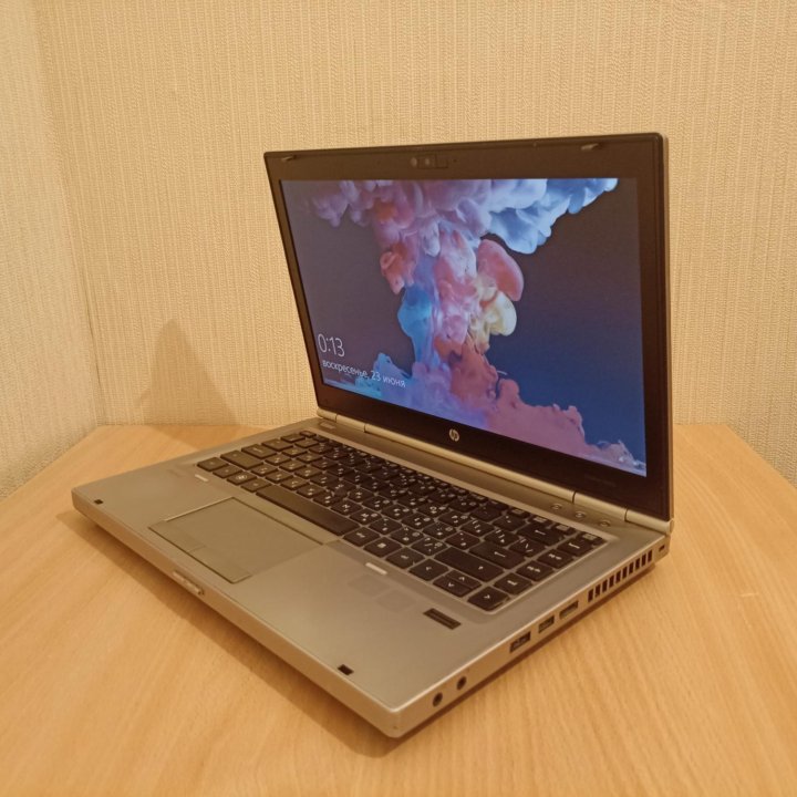 HP EliteBook/i7-2640M/4Gb/256Gb SSD/Radeon HD 1Gb