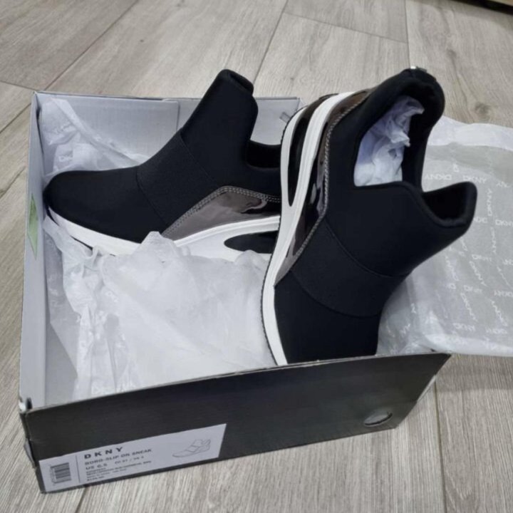 Кроссовки женские dkny borg sneakers