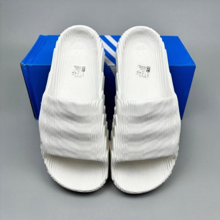 Шлепанцы Adidas Adilette 22 Slides