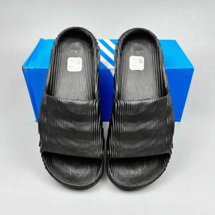 Шлепанцы Adidas Adilette 22 Slides