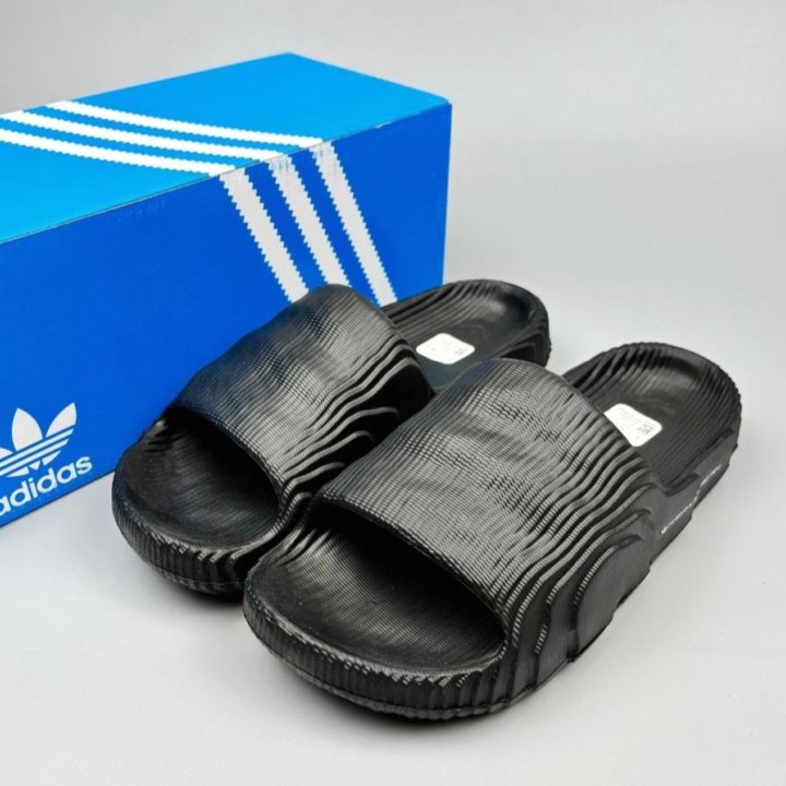 Шлепанцы Adidas Adilette 22 Slides