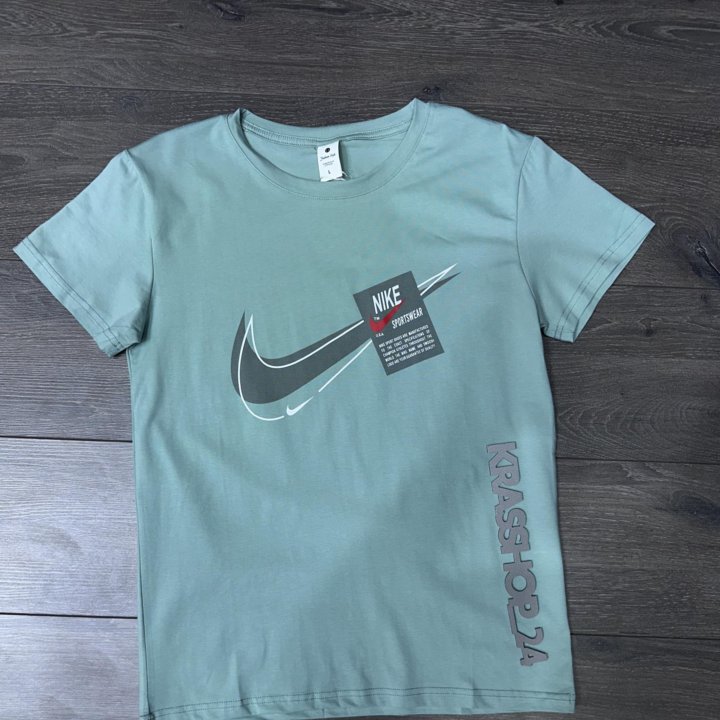 Футболка Nike